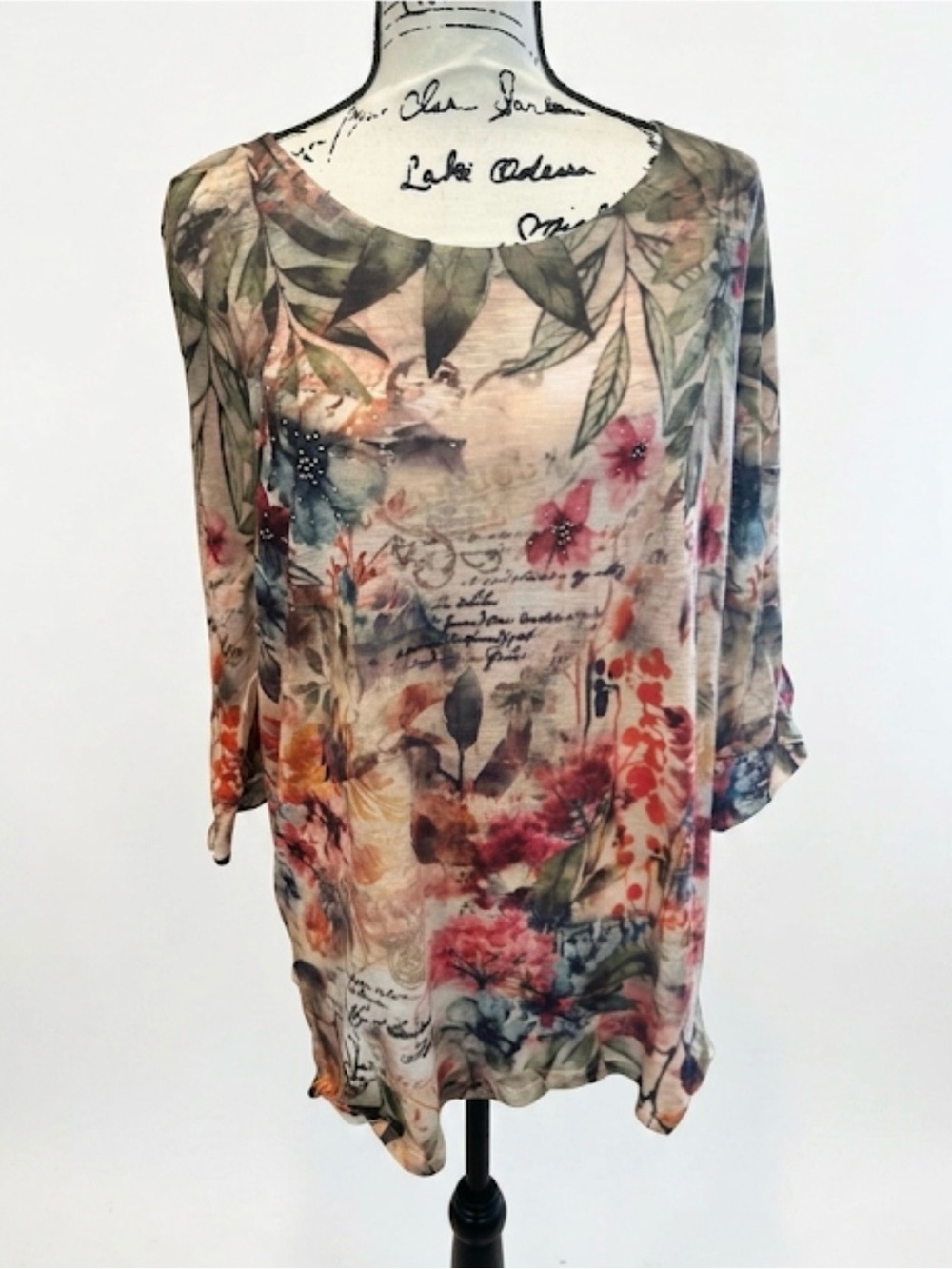 Time and Tru Floral Scoop Neck Tunic - Multicolor Garden Print